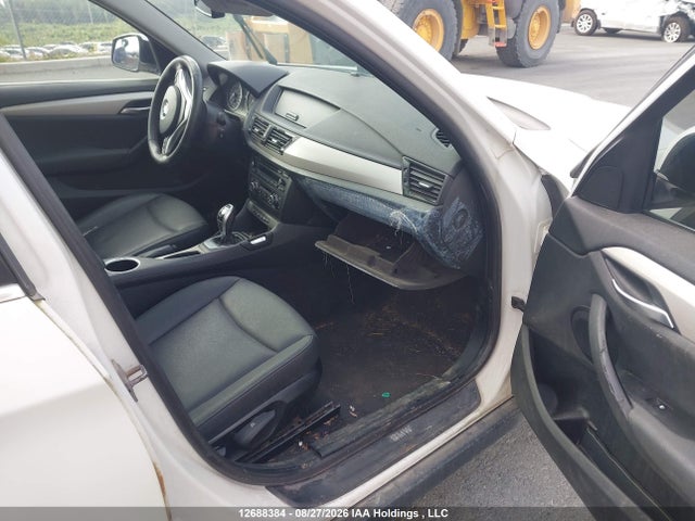 BMW X1 Xdrive28i 2014 WBAVL1C55EVY19491 Image 5