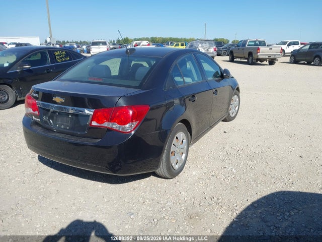 1G1PL5SH6G7138951 Chevrolet Cruze Limited Ls
