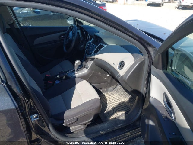1G1PL5SH6G7138951 Chevrolet Cruze Limited Ls