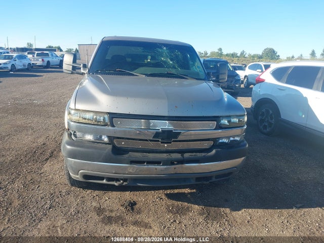 2002 Chevrolet Silverado 2500hd Ls/lt მანქანა იყიდება აუქციონზე, vin: 1GCHK23172F233788, აუქციონის ნომერი: 12688404