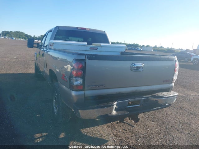 2002 Chevrolet Silverado 2500hd Ls/lt მანქანა იყიდება აუქციონზე, vin: 1GCHK23172F233788, აუქციონის ნომერი: 12688404