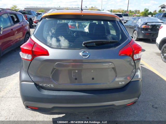3N1CP5CU8JL495737 Nissan Kicks S/sr/sv
