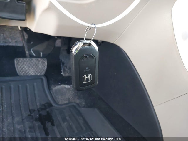 12688456 :رقم المزاد ، 1HGCR2F00GA804780 vin ، 2016 Honda Accord Touring مزاد بيع