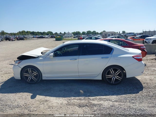 12688456 :رقم المزاد ، 1HGCR2F00GA804780 vin ، 2016 Honda Accord Touring مزاد بيع