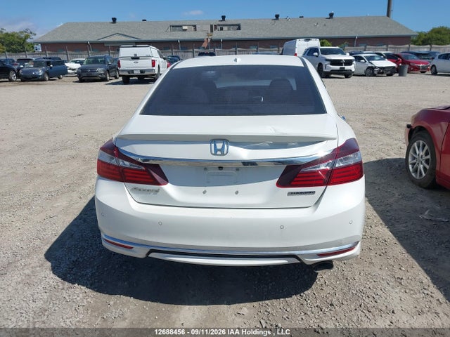 12688456 :رقم المزاد ، 1HGCR2F00GA804780 vin ، 2016 Honda Accord Touring مزاد بيع