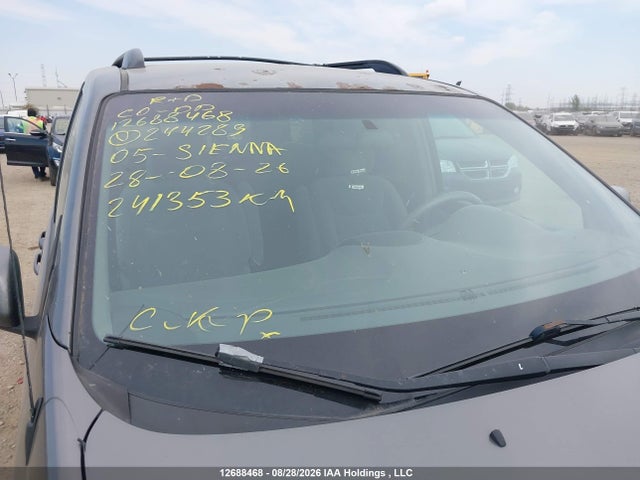 Продажа на аукционе авто 2005 Toyota Sienna Le V6, vin: 5TDZA23C45S244289, номер лота: 12688468