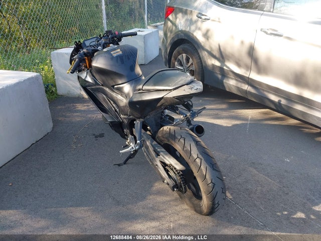 Yamaha Yzfr3 A 2019 MH3RH18N5KK001403 Image 3