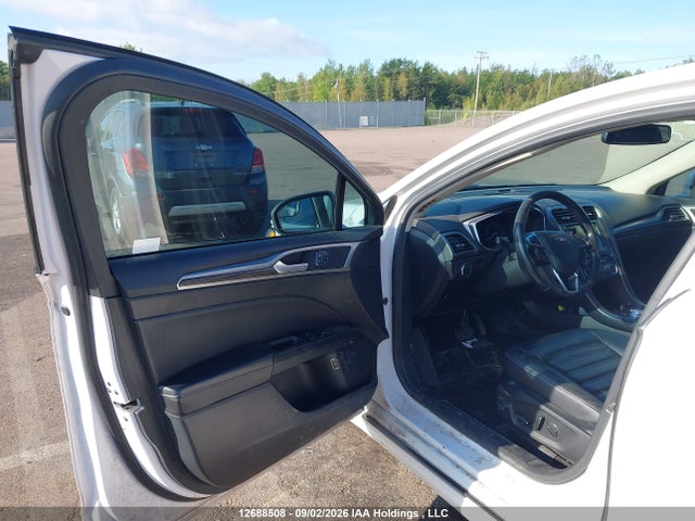 Продажа на аукционе авто 2018 Ford Fusion Se Phev, vin: 3FA6P0PU8JR123213, номер лота: 12688508
