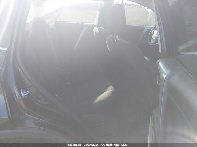 Toyota RAV4 LE 2017 2T3BFREV9HW547114 Image 8