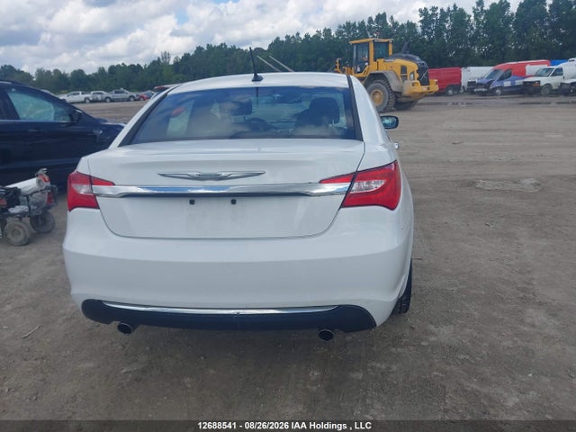 12688541 :رقم المزاد ، 1C3CCBCG9EN121410 vin ، 2014 Chrysler 200 Limited مزاد بيع