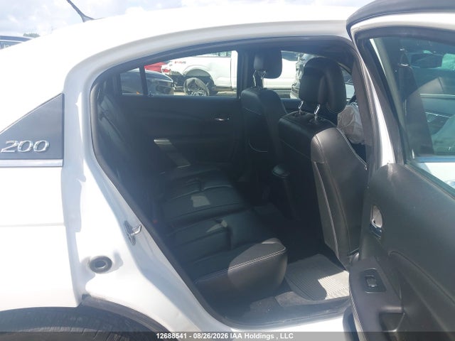 12688541 :رقم المزاد ، 1C3CCBCG9EN121410 vin ، 2014 Chrysler 200 Limited مزاد بيع