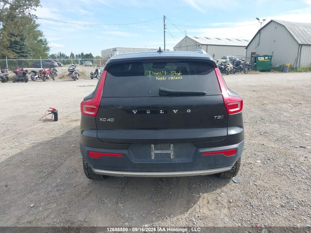 YV4162UK8K2072367 Volvo Xc40 T5 Momentum