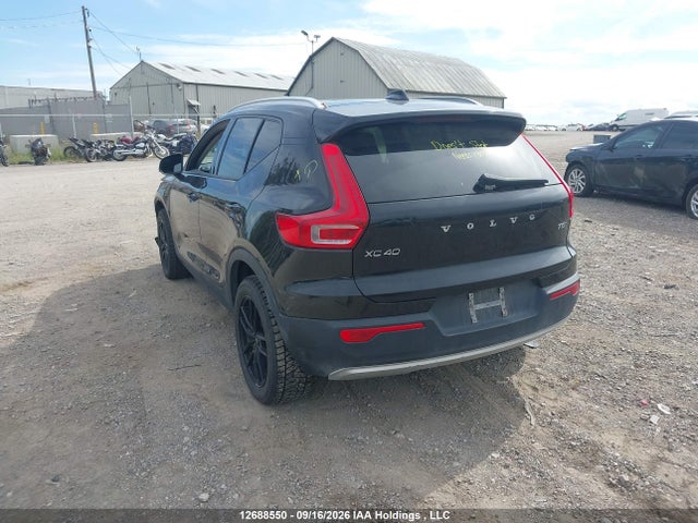 YV4162UK8K2072367 Volvo Xc40 T5 Momentum