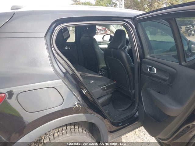 YV4162UK8K2072367 Volvo Xc40 T5 Momentum