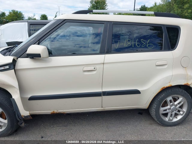 2010 Kia Soul 2.0l 2u/2.0l 4u/2.0l 4u Burner/2.0l 4u Retro/2.0l 4u Sx მანქანა იყიდება აუქციონზე, vin: KNDJT2A28A7181686, აუქციონის ნომერი: 12688558
