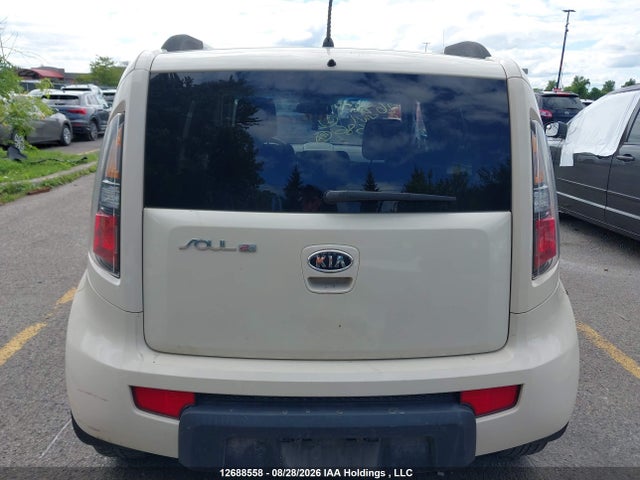 2010 Kia Soul 2.0l 2u/2.0l 4u/2.0l 4u Burner/2.0l 4u Retro/2.0l 4u Sx მანქანა იყიდება აუქციონზე, vin: KNDJT2A28A7181686, აუქციონის ნომერი: 12688558