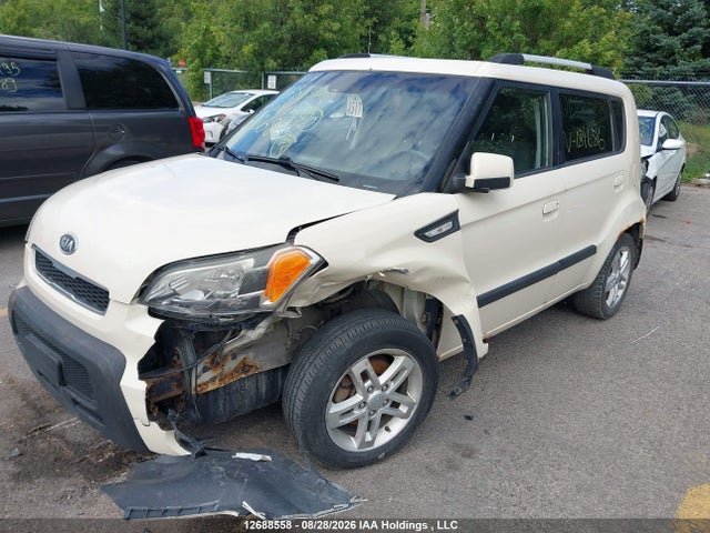 2010 Kia Soul 2.0l 2u/2.0l 4u/2.0l 4u Burner/2.0l 4u Retro/2.0l 4u Sx მანქანა იყიდება აუქციონზე, vin: KNDJT2A28A7181686, აუქციონის ნომერი: 12688558