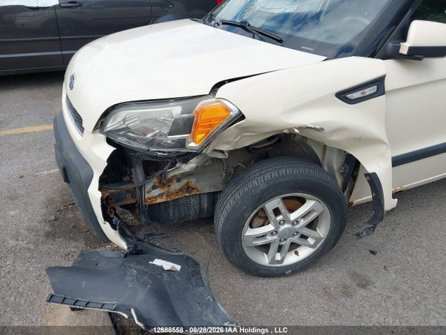 2010 Kia Soul 2.0l 2u/2.0l 4u/2.0l 4u Burner/2.0l 4u Retro/2.0l 4u Sx მანქანა იყიდება აუქციონზე, vin: KNDJT2A28A7181686, აუქციონის ნომერი: 12688558