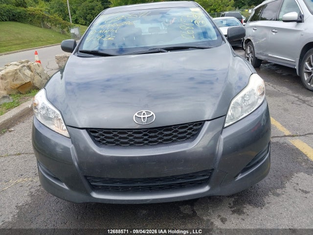 12688571 :رقم المزاد ، 2T1KU4EE1AC400696 vin ، 2010 Toyota Matrix مزاد بيع