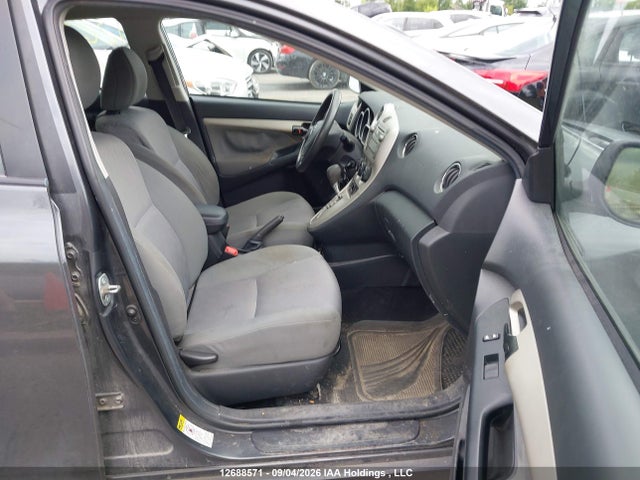 12688571 :رقم المزاد ، 2T1KU4EE1AC400696 vin ، 2010 Toyota Matrix مزاد بيع