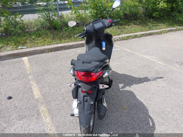 ZAPCD16B5T7000215 Piaggio Piaggio