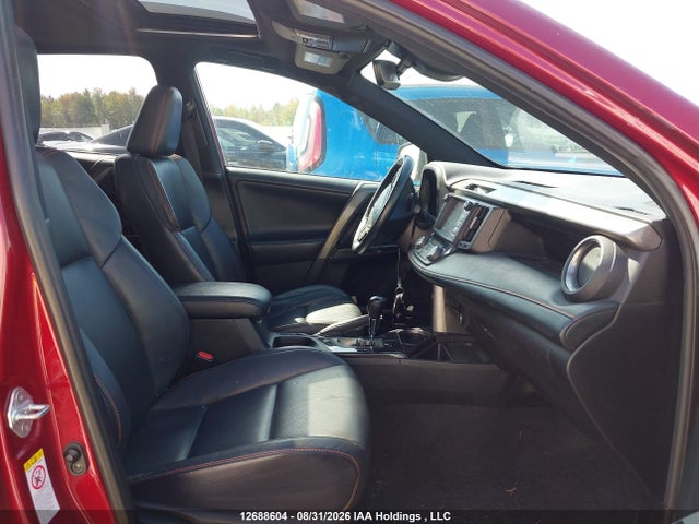 Toyota RAV4 SE 2018 2T3JFREV8JW722440 Image 5