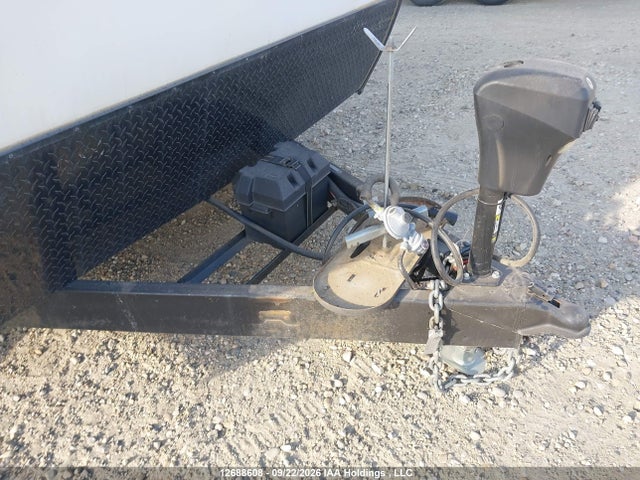 Keystone Vapor Lite 2016 4YDT26V28GF815457 Image 7
