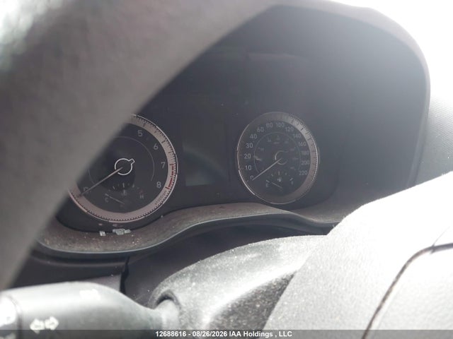 KMHRB8A31MU130033 Hyundai Venue Se