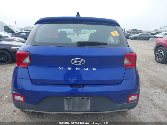 KMHRB8A31MU130033 Hyundai Venue Se