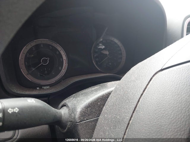 KMHRB8A31MU130033 Hyundai Venue Se