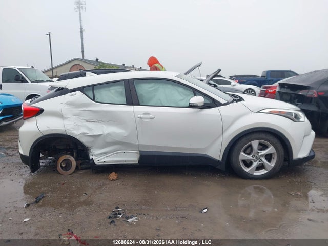 Продажа на аукционе авто 2018 Toyota C-hr Xle/xle Premium, vin: NMTKHMBX8JR007987, номер лота: 12688624