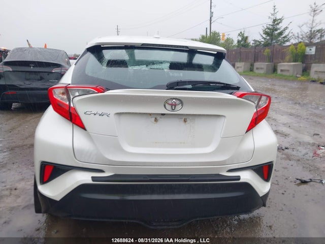 Продажа на аукционе авто 2018 Toyota C-hr Xle/xle Premium, vin: NMTKHMBX8JR007987, номер лота: 12688624