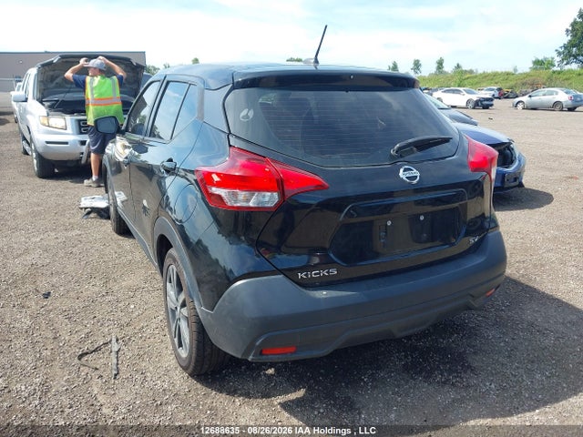 Nissan Kicks 2018 3N1CP5CU6JL523678 Image 3