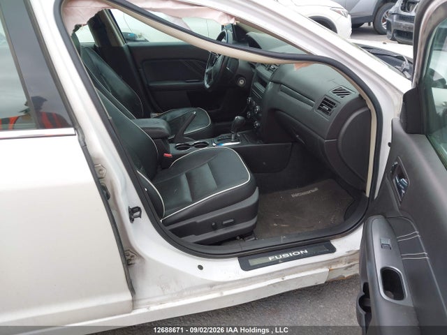 12688671 :رقم المزاد ، 3FAHP0CGXBR136216 vin ، 2011 Ford Fusion Sel مزاد بيع