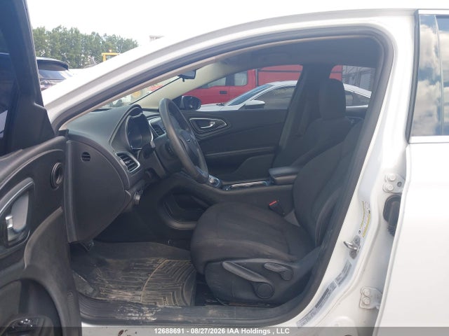 Aukcja sprzedaży 2015 Chrysler 200 Lx, vin: 1C3CCCFB0FN613976, numer aukcji: 12688691