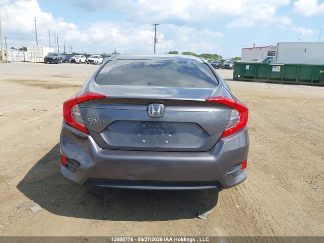 Продажа на аукционе авто 2018 Honda Civic Lx, vin: 2HGFC2F54JH021920, номер лота: 12688776