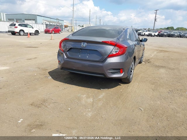 Продажа на аукционе авто 2018 Honda Civic Lx, vin: 2HGFC2F54JH021920, номер лота: 12688776