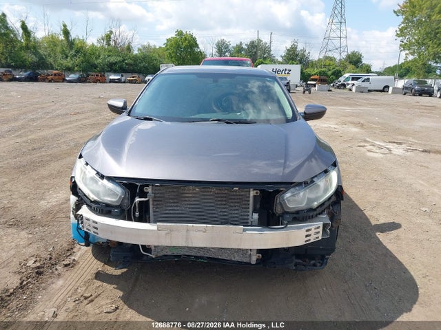 Продажа на аукционе авто 2018 Honda Civic Lx, vin: 2HGFC2F54JH021920, номер лота: 12688776