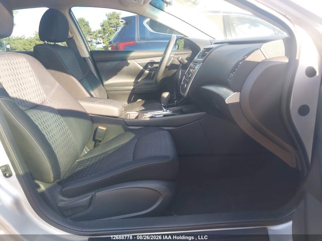 Продажа на аукционе авто 2016 Nissan Altima 2.5/s/sv/sl/sr, vin: 1N4AL3AP0GN319605, номер лота: 12688778
