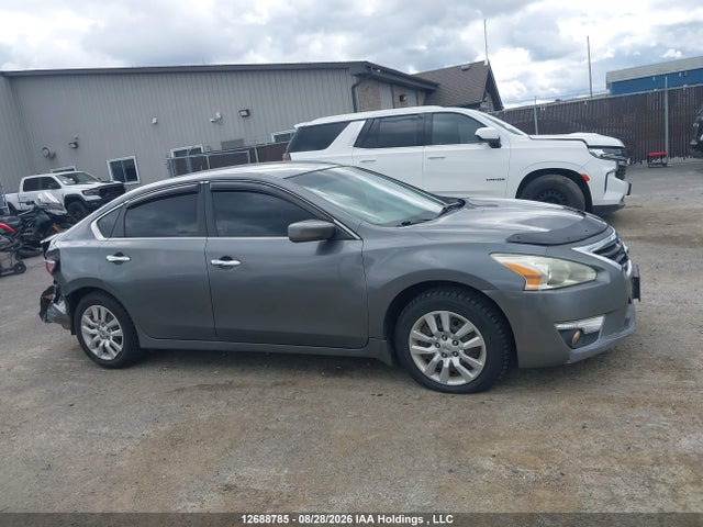 1N4AL3AP0FN326875 Nissan Altima 2.5/s/sv/sl
