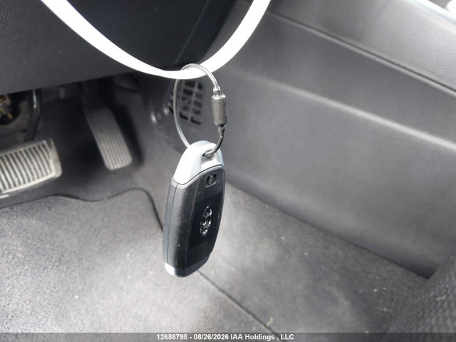 KMHRC8A3XSU388805 Hyundai Venue Sel/limited