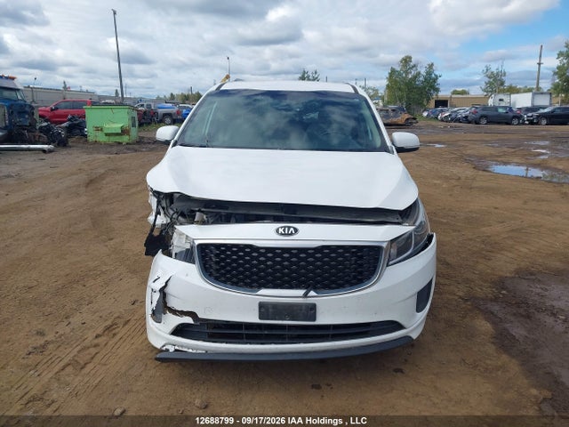 KIA SEDONA LX 2017 KNDMB5C11H6322670 Image 13