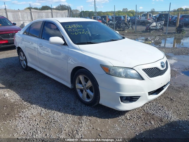 Aukcja sprzedaży 2011 Toyota Camry Se/le/xle, vin: 4T1BF3EK4BU617055, numer aukcji: 12688818