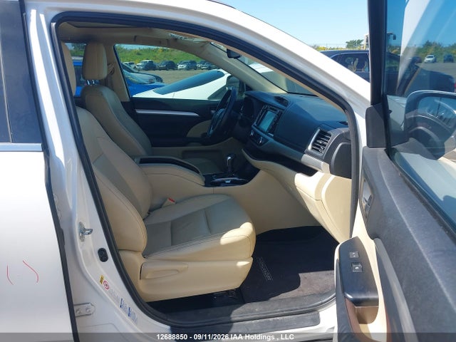 Продажа на аукционе авто 2014 Toyota Highlander Hybrid Xle, vin: 5TDJCRFH1ES005158, номер лота: 12688850