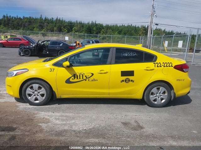 Продажа на аукционе авто 2017 Kia Forte Ex/ex Luxury/ex+/lx/lx+, vin: 3KPFL4A76HE061666, номер лота: 12688862