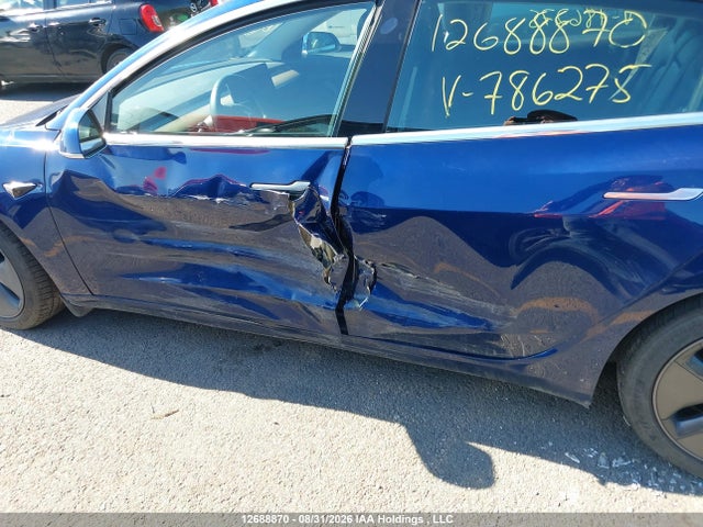 2020 Tesla Model 3 მანქანა იყიდება აუქციონზე, vin: 5YJ3E1EA5LF786275, აუქციონის ნომერი: 12688870