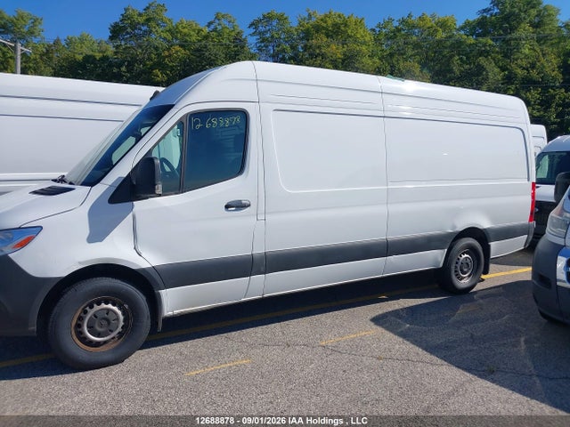 Mercedes-Benz Sprinter 2500 2025 W1Y4KCHY1SP798263 Image 14