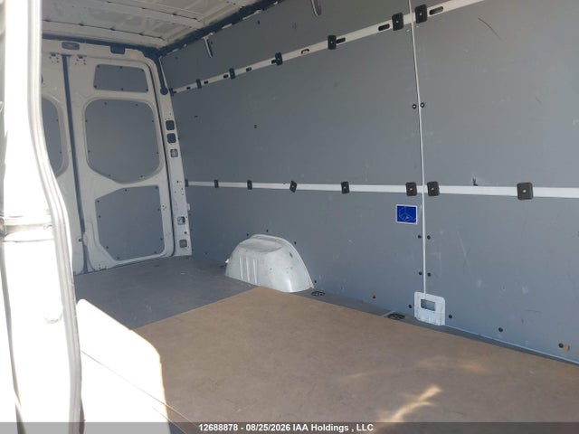 Mercedes-Benz Sprinter 2500 2025 W1Y4KCHY1SP798263 Image 8