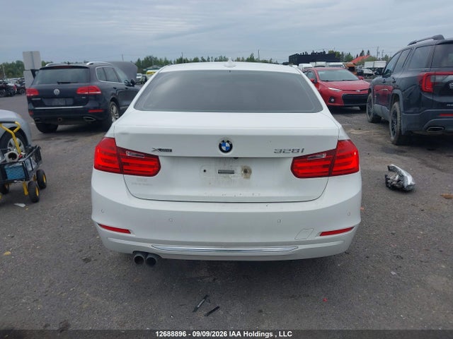 WBA3B3G52FNR86456 BMW 328i Xdrive