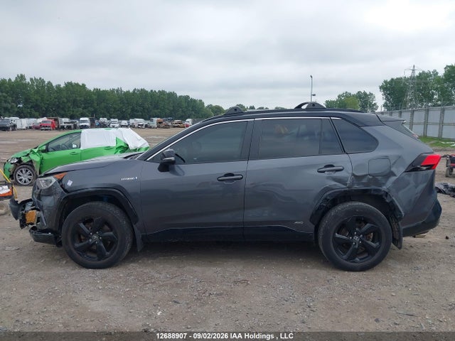 12688907 :رقم المزاد ، 2T3RWRFV0MW105877 vin ، 2021 Toyota Rav4 Hybrid Xle مزاد بيع